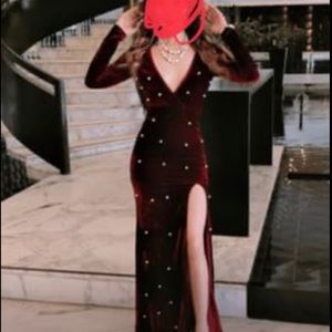 Elegant velvet pearls wine/ red dress
